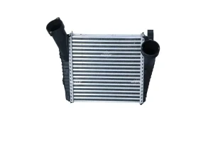 30286 NRF Chłodnica powietrza intercooler