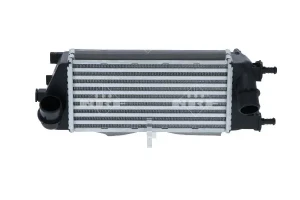 1.4, 1.3 D FIAT 500 Chłodnica powietrza intercooler NRF