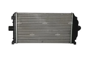 30431 NRF Chłodnica powietrza intercooler