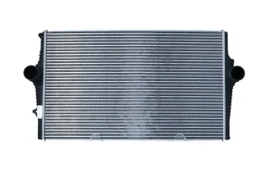 30501 NRF Chłodnica powietrza intercooler