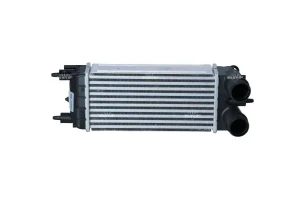 30548 NRF Chłodnica powietrza intercooler