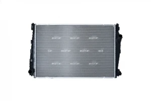 2.4 JTDM, 1.8 MPI, 1.9 JTS, 1.8 TBi, 1.9 JTDM, 3.2 JTS, 2.2 JTS ALFA ROMEO 159 Chłodnica wody NRF