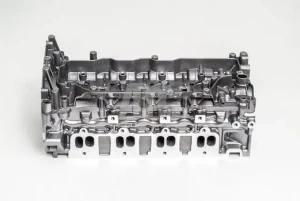 2.0 CDTI OPEL VIVARO A Głowica silnika AMC