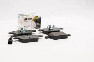 Klocki hamulcowe przód z czujnikiem VW GOLF 5 BRECK
