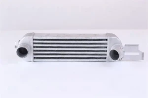 1.7 DTI OPEL MERIVA A Chłodnica powietrza intercooler NISSENS