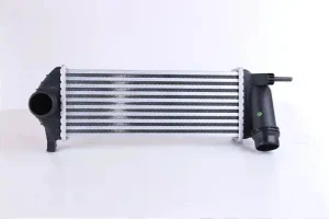 109 CDI, 112, 111 CDI, 108 CDI MERCEDES-BENZ CITAN Chłodnica powietrza intercooler NISSENS