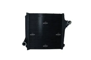 30390 NRF Chłodnica powietrza intercooler
