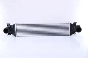 2.0, 2.0 TDCi, 2.0 4x4 FORD KUGA II Chłodnica powietrza intercooler NISSENS