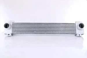 1.6 THP CITROËN DS5 Chłodnica powietrza intercooler NISSENS