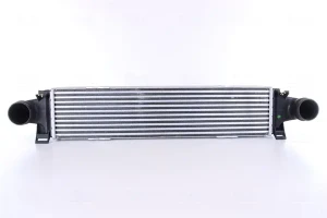 D4 VOLVO V60 II Chłodnica powietrza intercooler NISSENS