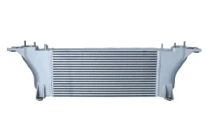 3.0 dCi NISSAN PATHFINDER III Chłodnica powietrza intercooler NRF