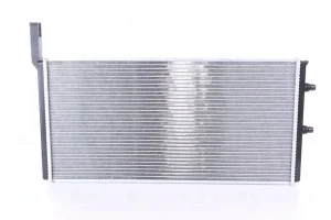 Chłodnica powietrza intercooler BMW 6 F06 NISSENS