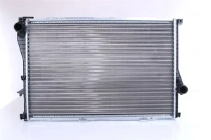 chłodnica bmw e39 520i 60648A NISSENS