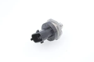 0 261 545 033 BOSCH Czujnik ciśnienia paliwa