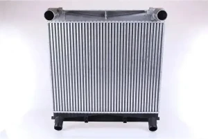 3.6 D LAND ROVER RANGE ROVER III Chłodnica powietrza intercooler NISSENS