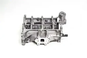 1.0 FORD FOCUS III Głowica silnika AMC