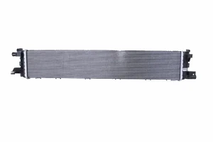 Chłodnica powietrza intercooler AUDI A6 C7 NISSENS