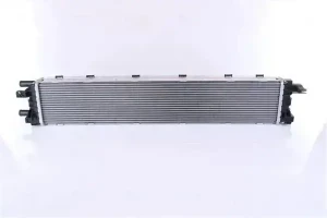 Chłodnica powietrza intercooler AUDI A5 B8 NISSENS