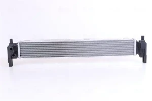 Chłodnica powietrza intercooler SKODA RAPID NISSENS