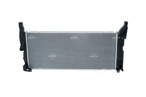 sDrive 16, sDrive 18, xDrive 20, xDrive 18 BMW X1 F48 Chłodnica wody NRF