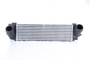 M 40, xDrive 30, xDrive 35 BMW X2 F26 Chłodnica powietrza intercooler NISSENS