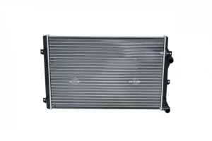 2.0 TFSI AUDI A3 Chłodnica wody NRF