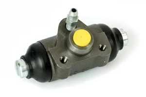 Cylinderek hamulcowy tył SKODA 110 BREMBO