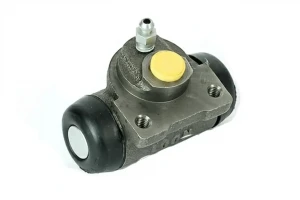 A 12 571 BREMBO Cylinderek hamulcowy tył