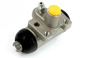 Cylinderek hamulcowy HONDA CAPA BREMBO
