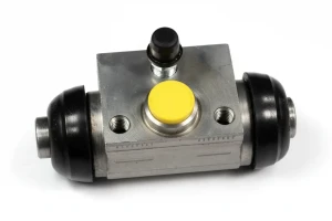 A 12 631 BREMBO Cylinderek hamulcowy tył