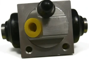 Cylinderek hamulcowy SMART CABRIO BREMBO