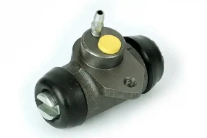 Cylinderek hamulcowy tył VW LT 40-55 BREMBO