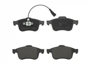 P 23 130 BREMBO Klocki hamulcowe przód z czujnikiem