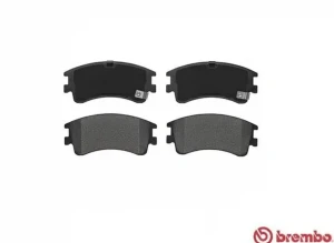 P 49 032 BREMBO Klocki hamulcowe przód