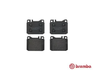 Klocki hamulcowe przód MERCEDES-BENZ UNIMOG BREMBO