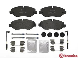 Klocki hamulcowe przód z czujnikiem MERCEDES-BENZ SPRINTER B907, B910 BREMBO