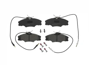 Klocki hamulcowe przód z czujnikiem PEUGEOT 406 BREMBO