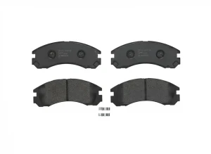 Klocki hamulcowe przód MITSUBISHI PAJERO I BREMBO