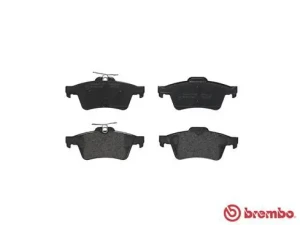 P 61 110 BREMBO Klocki hamulcowe tył