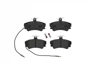 P 68 019 BREMBO Klocki hamulcowe przód z czujnikiem