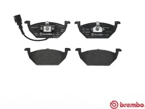 Klocki hamulcowe przód z czujnikiem VW GOLF IV BREMBO