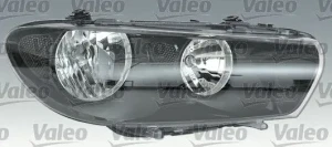 043655 VALEO Reflektor lampa prawa z silniczkiem do regulacji