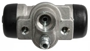 Cylinderek hamulcowy tył SUZUKI ALTO A.B.S.