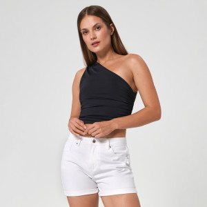 Sinsay - Szorty jeansowe mom high waist - Biały - damski - 0392U-00J