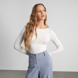 Sinsay - Bluse mit Raffungen - Elfenbein - damen - 210AC-01X