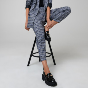 Sinsay - Spodnie z kantem - Niebieski - damski - 2991B-54X