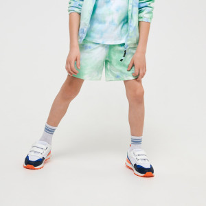 Sinsay - Szorty tie dye - Wielobarwny - chłopiec - 4748T-MLC
