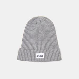 Sinsay - Czapka beanie - Jasny szary - damski - 6267K-09M