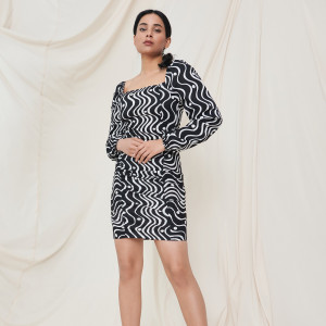 Sinsay - Sukienka z bufiastymi rękawami - Wielobarwny - damski - 6322T-MLC