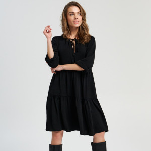 Sinsay - Sukienka mini z wiązaniem - Czarny - damski - 6594T-99X